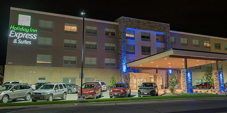 Holiday Inn Express & Suites Dayton North - Vandalia By Ihg Экстерьер фото